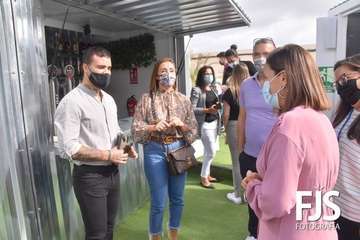 Tutto Durán estuvo el pasado martes en Telde en la presentación del proyecto para dinamizar la zona comercial abierta de Los Llanos/Francisco Javier Santana y TA.